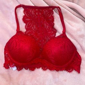 Victoria’s Secret Lace Bra. Size: 34B